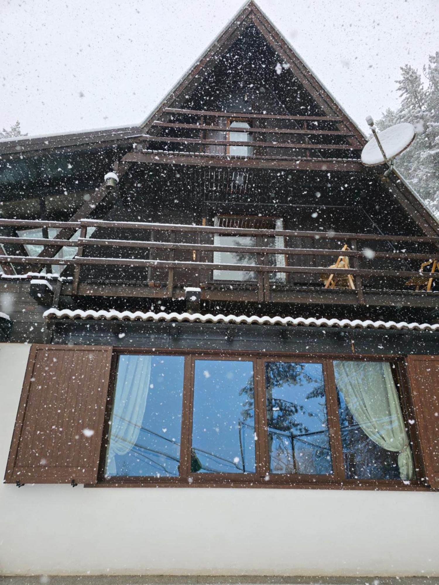 Chalet Natura La Taverna Dei 3 Porcellini Cavaliere  Exterior foto